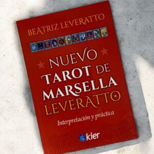 Libro Nuevo Tarot de Marsella Leveratto